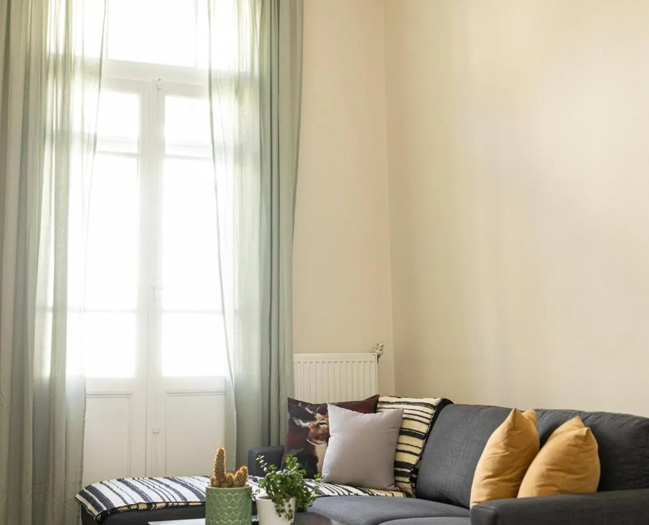 Apartment Selanik Home